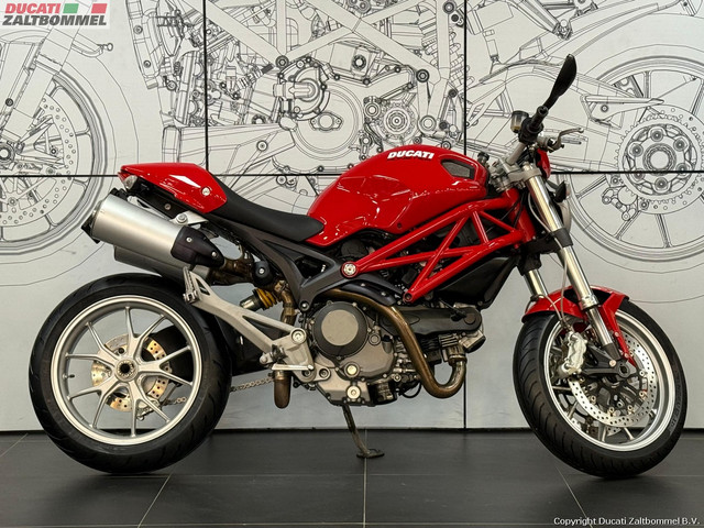 Ducati Monster 1100