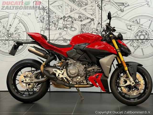Ducati STREETFIGHTER V2 S