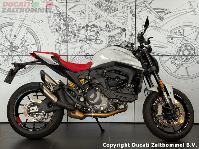 Ducati MONSTER